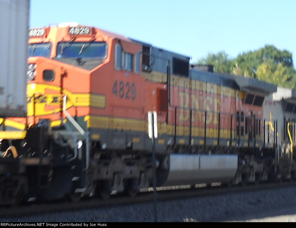 BNSF 4829